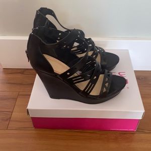 Chinese Laundry black heeled wedges
